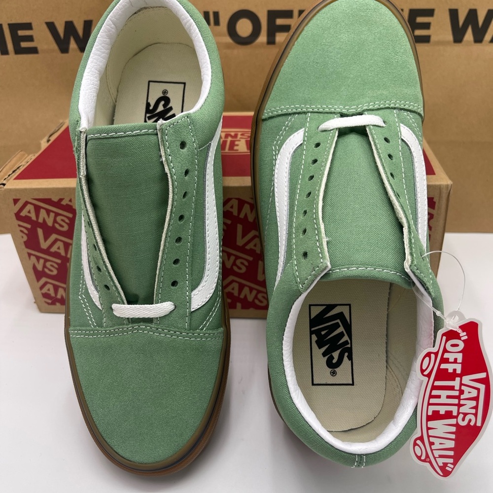 Vans Men’s Old Skool (Gum)
Basil/True White Sneakers Mint
VN0A38G19M0 - Picture 12 of 16